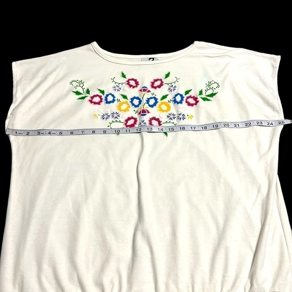 Vintage T-Shirt Woman's Size 2X Why Not? White Floral Textured Colorful USA - Picture 7 of 10